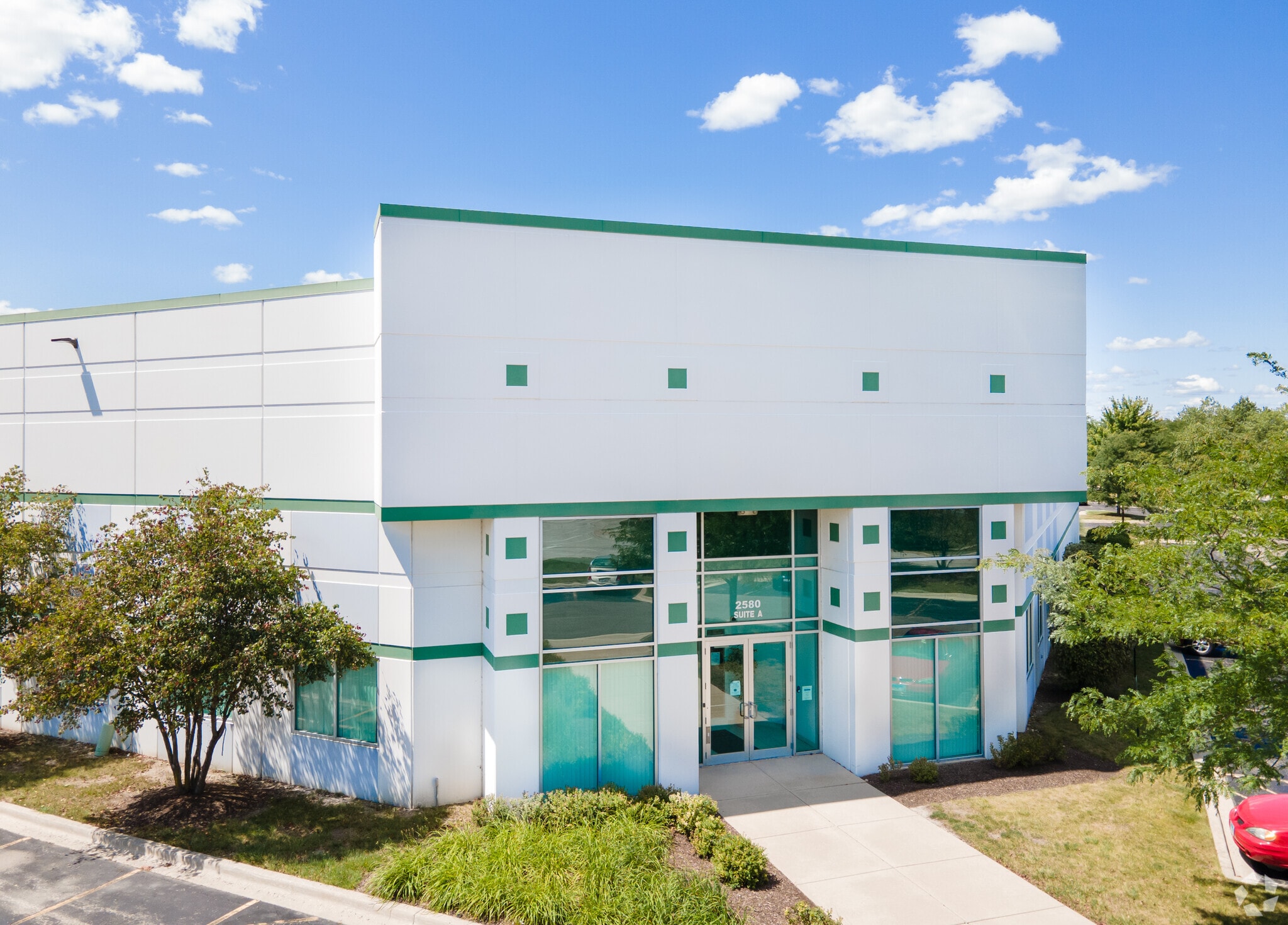 2580 Diehl Rd, Aurora, IL à louer Photo principale- Image 1 de 6