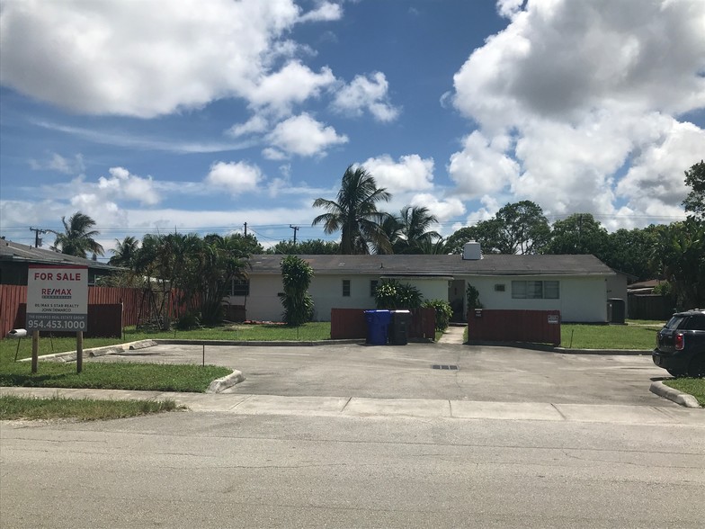 2634 Pierce St, Hollywood, FL for sale - Other - Image 1 of 1