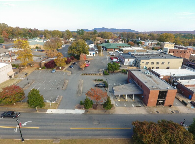 125 S Battleground Ave, Kings Mountain, NC for sale - Aerial - Image 1 of 1