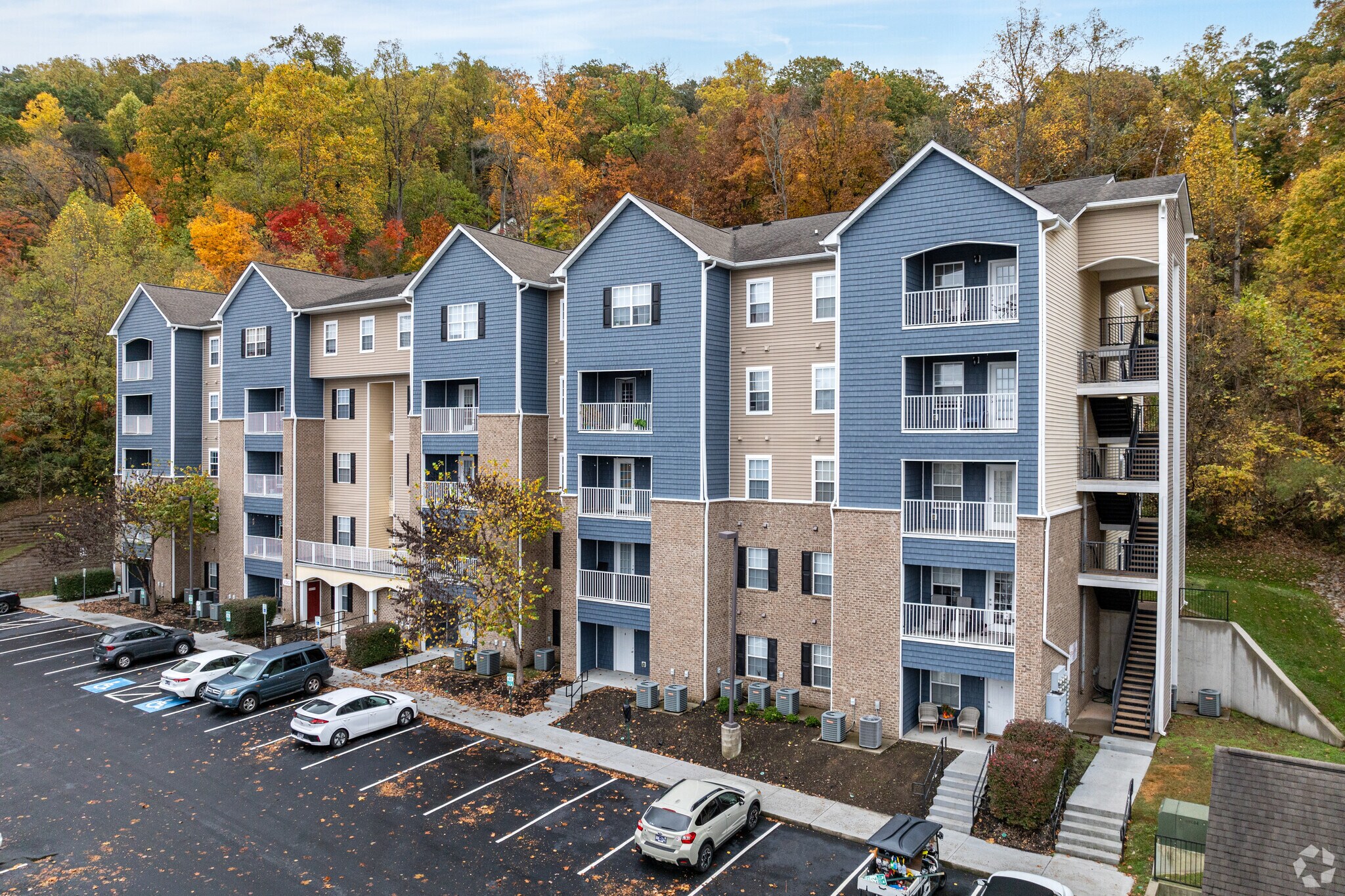 501 Tiger Way, Knoxville, TN for sale Primary Photo- Image 1 of 1