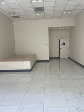 11215-11389 Long Beach Blvd, Lynwood, CA à louer Photo intérieure- Image 1 de 5