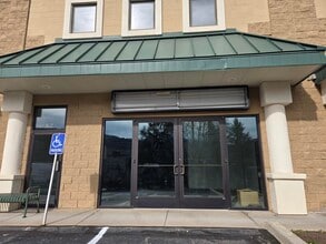 910 Nottingham Rd, Avon, CO for lease Interior Photo- Image 1 of 4