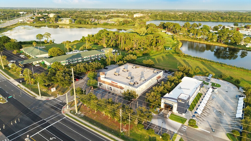 680 E Burleigh Blvd, Tavares, FL for sale - Building Photo - Image 3 of 7