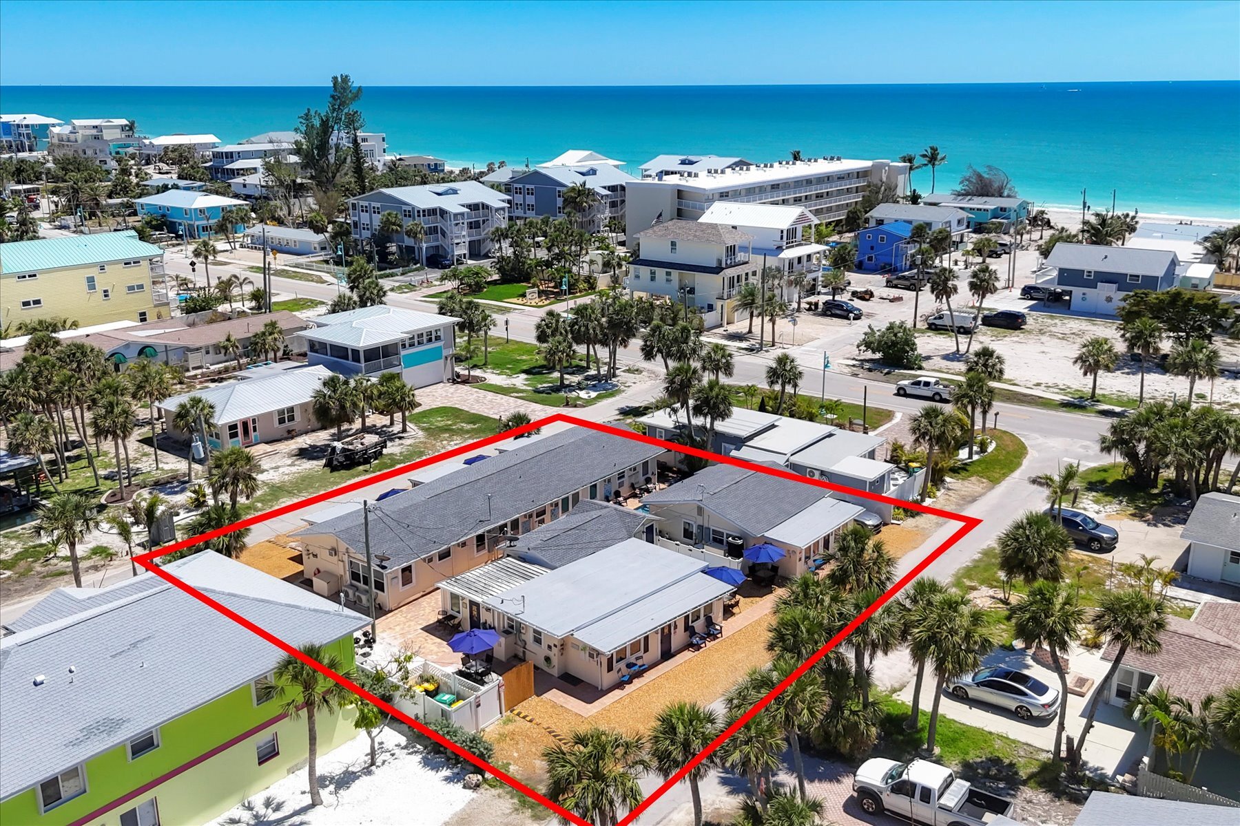 115 Friendship Ln, Englewood, FL for sale Primary Photo- Image 1 of 71