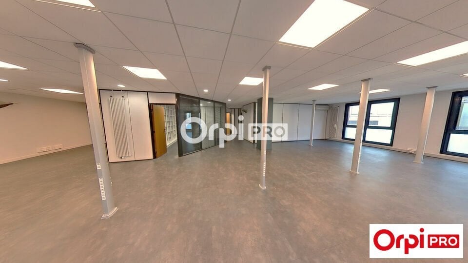 Retail in Lille for sale Interior Photo- Image 1 of 7