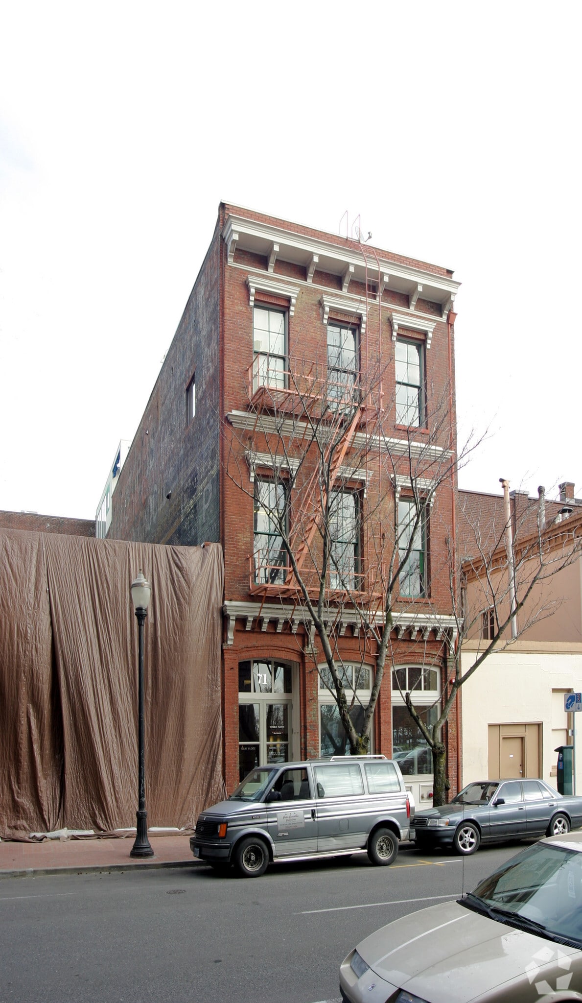 71 SW Oak St, Portland, OR for lease Building Photo- Image 1 of 26