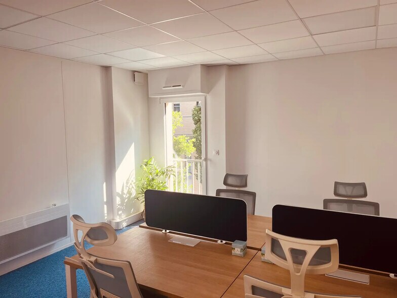 165 Rue Paul Bellamy, Nantes à louer - Photo du bâtiment - Image 2 de 4