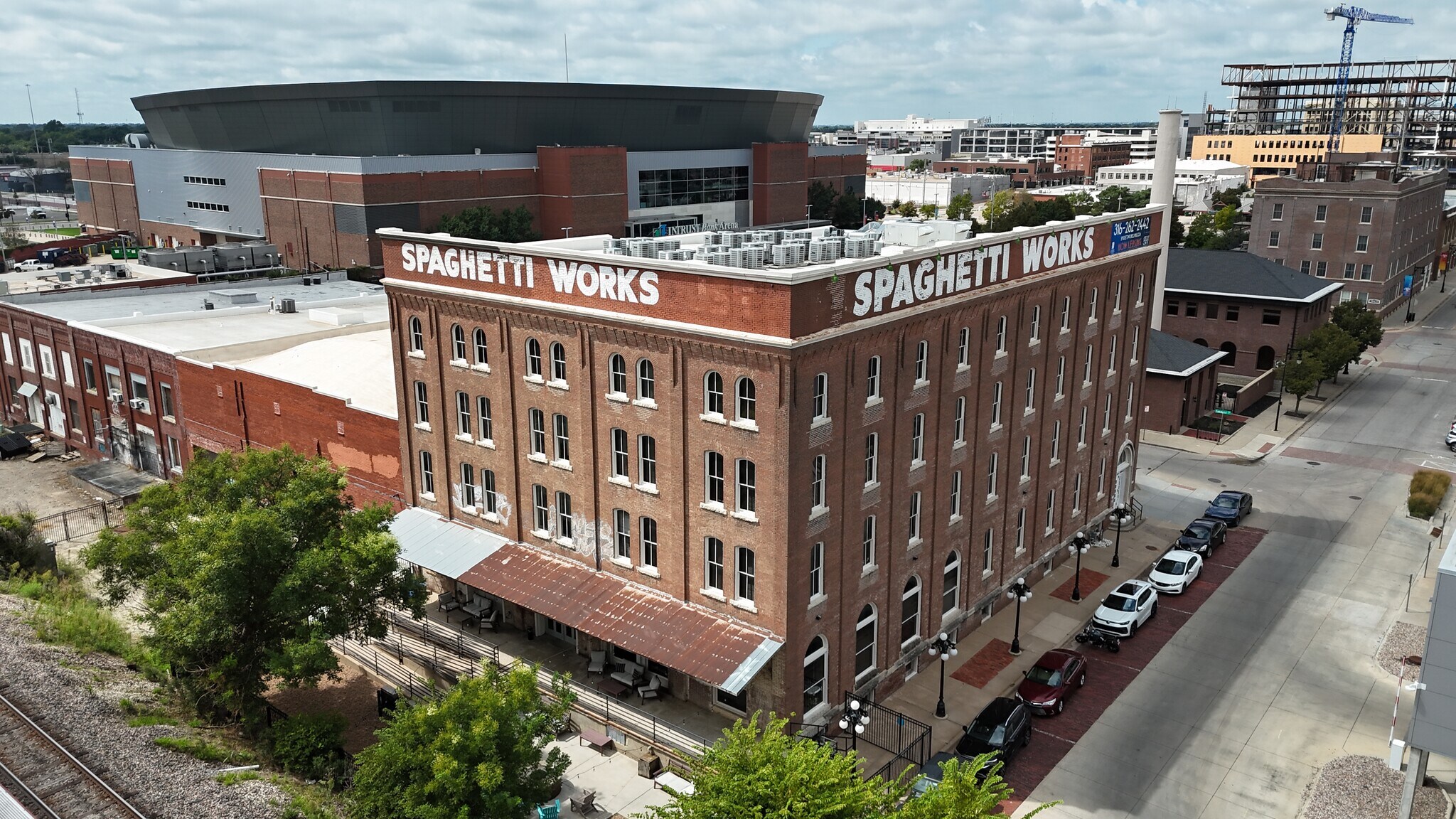 619 E William St, Wichita, KS à vendre Photo principale- Image 1 de 13