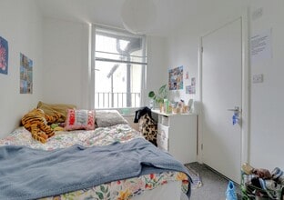 74 Lewes Rd, Brighton for lease Interior Photo- Image 2 of 2