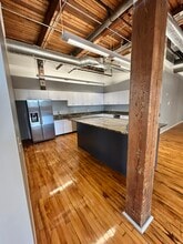 807 Broadway St NE, Minneapolis, MN for lease Interior Photo- Image 1 of 5