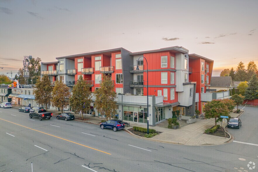 1201 16th St W, North Vancouver, BC for sale - Primary Photo - Image 1 of 7