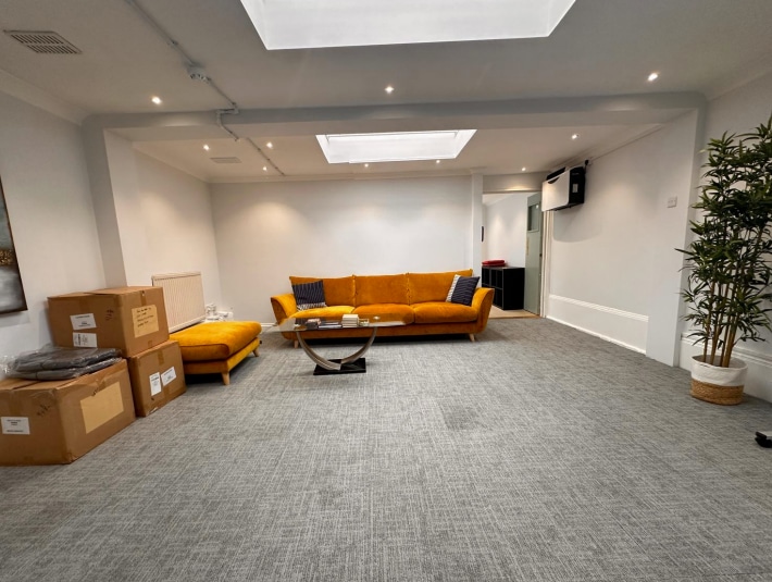 1 Sun Aly, Richmond à louer Photo intérieure- Image 1 de 4