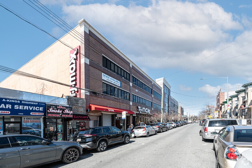 1630 E 15th St, Brooklyn, NY for sale - Building Photo - Image 3 of 11