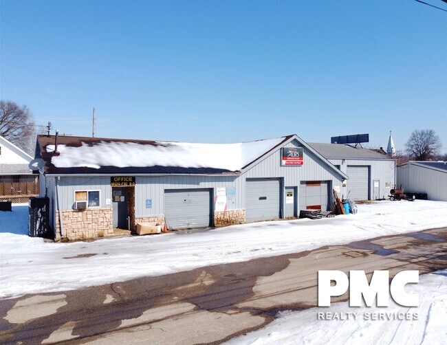 More details for 401 29th St, Vienna, WV - Retail for Sale