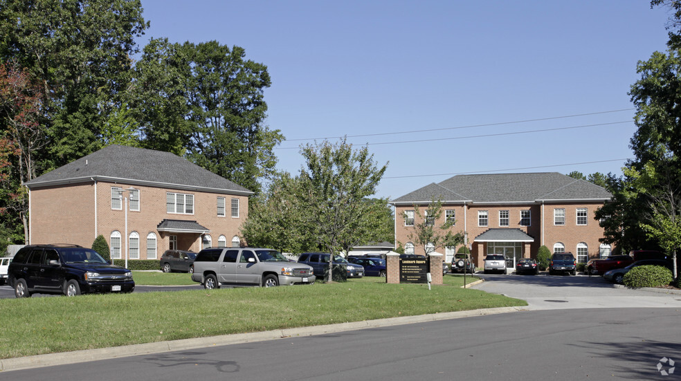 116 Landmark Sq, Virginia Beach, VA à louer - Photo du bâtiment - Image 3 de 5