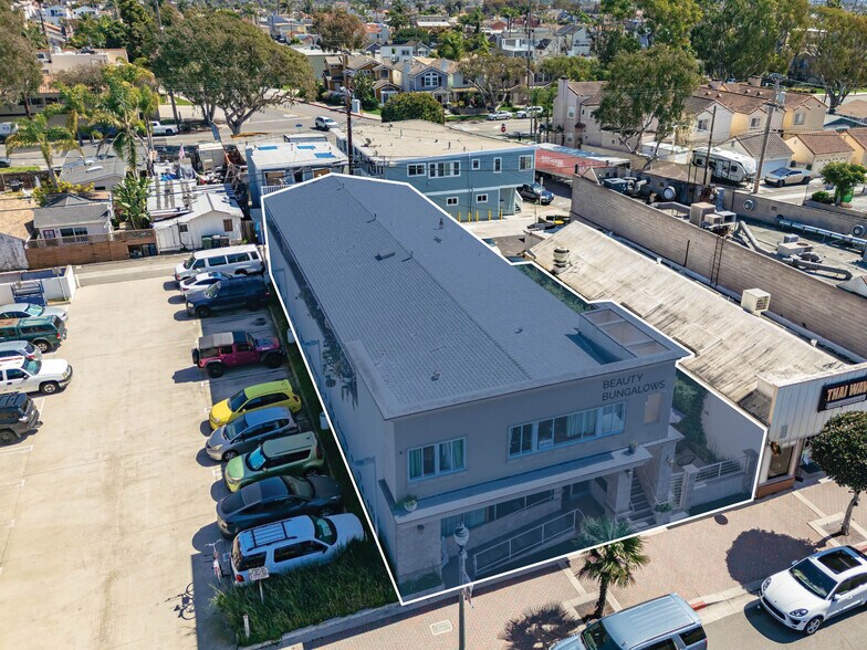 526 Main St, Huntington Beach, CA à vendre - Photo du bâtiment - Image 3 de 15