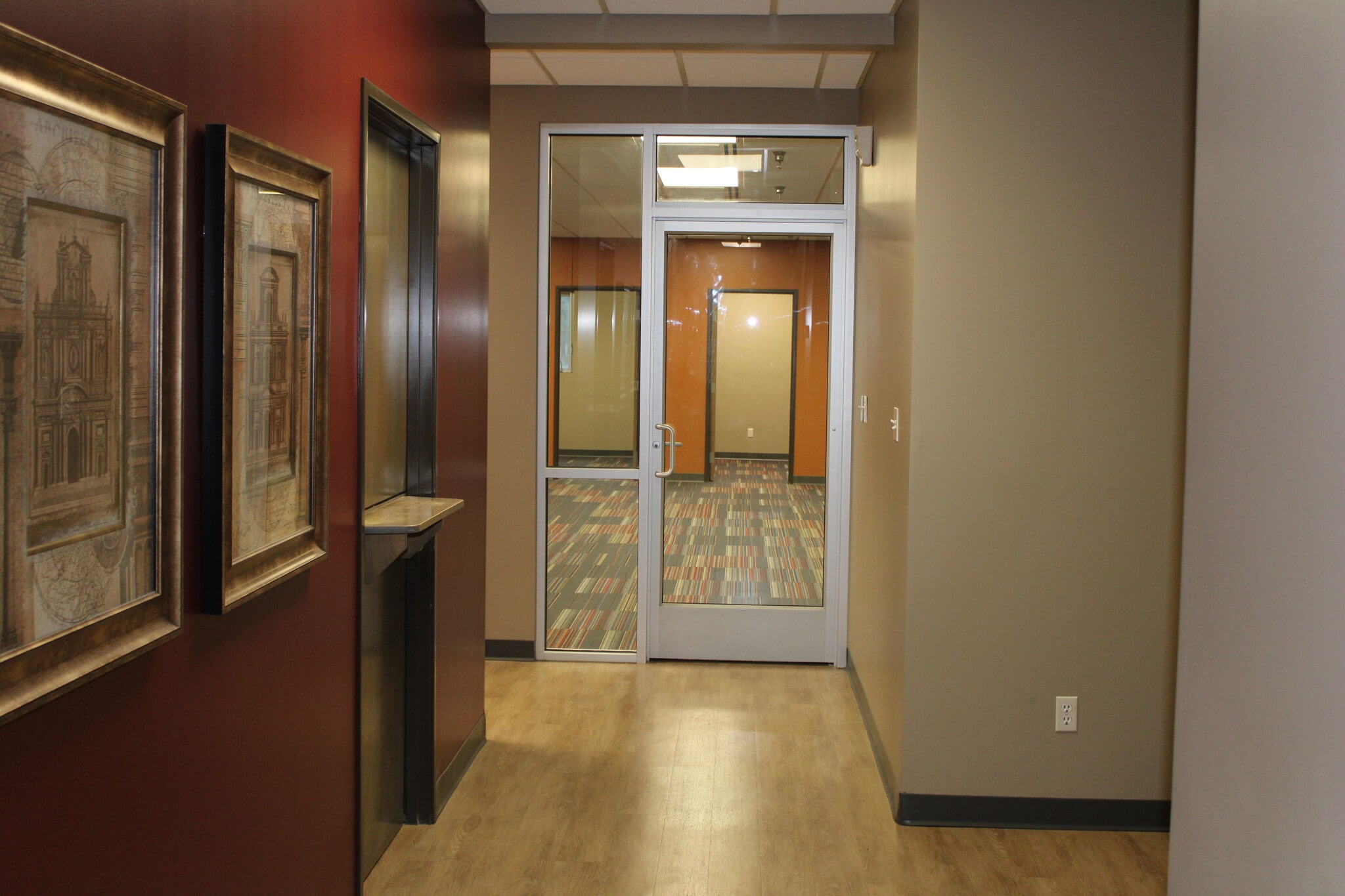 3057 E Cairo St, Springfield, MO for lease Interior Photo- Image 1 of 15