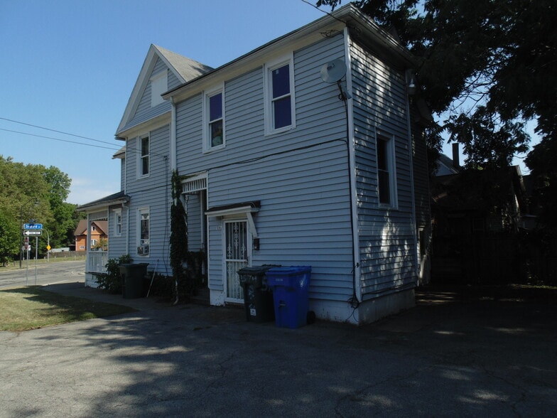 Balios Property Holdings LLC portfolio of 4 properties for sale on LoopNet.ca - Building Photo - Image 3 of 4