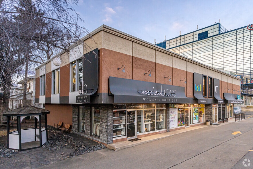 10177 125 St, Edmonton, AB à vendre - Photo du bâtiment - Image 2 de 3
