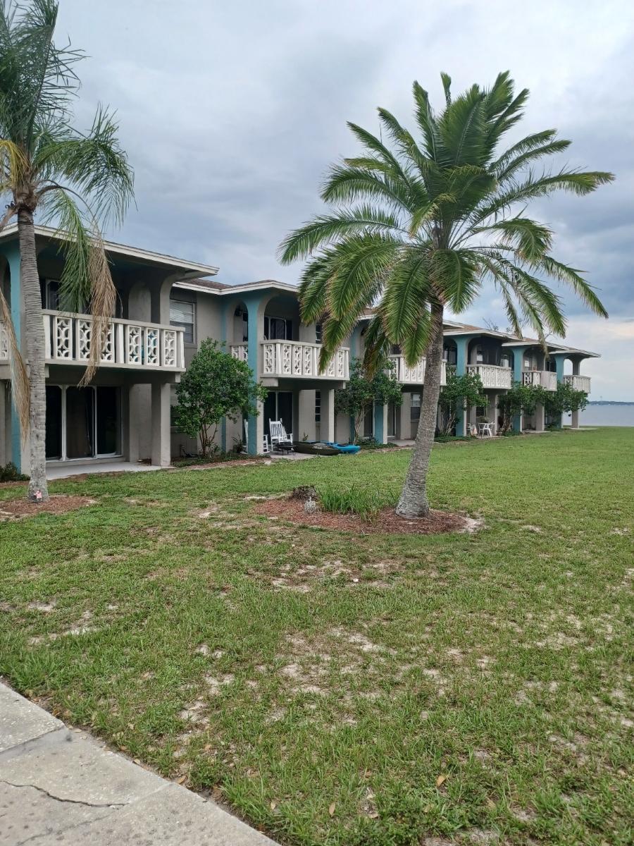 1015 SE Lakeview Dr, Sebring, FL for sale Primary Photo- Image 1 of 7