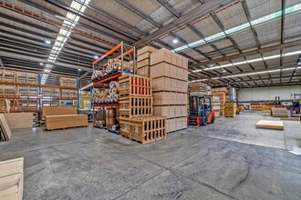 25 Boden Rd, Seven Hills for lease Interior Photo- Image 2 of 5
