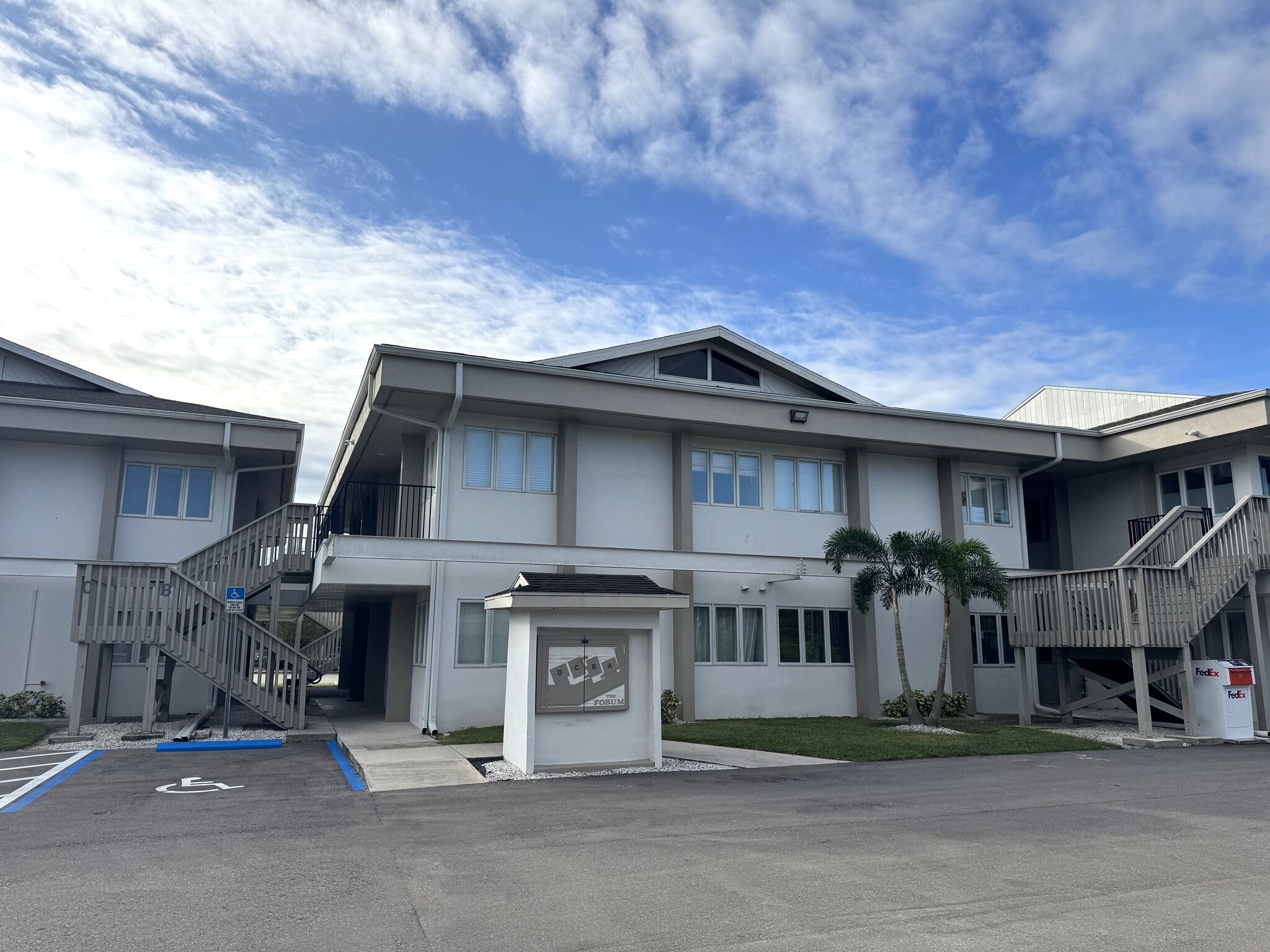 1705 Colonial Blvd, Fort Myers, FL for lease Primary Photo- Image 1 of 31