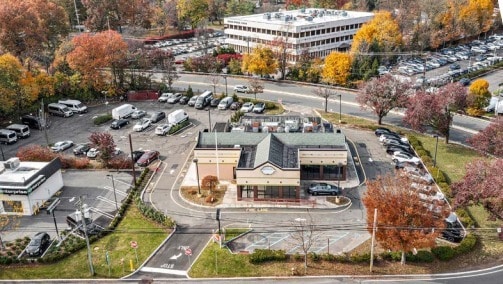 743 S State Route 17, Paramus, NJ for lease - Building Photo - Image 3 of 4