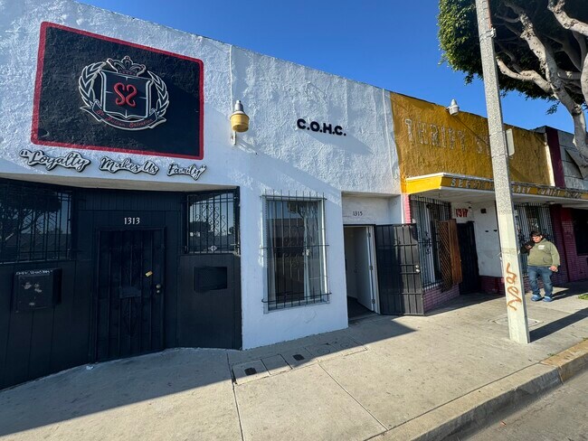 More details for 1313-1317 E Compton Blvd, Compton, CA - Retail for Lease