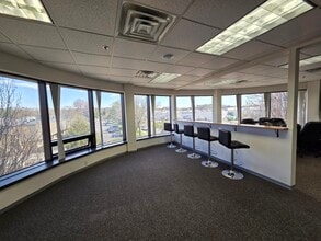 18 Commerce Way, Woburn, MA for lease Interior Photo- Image 2 of 7