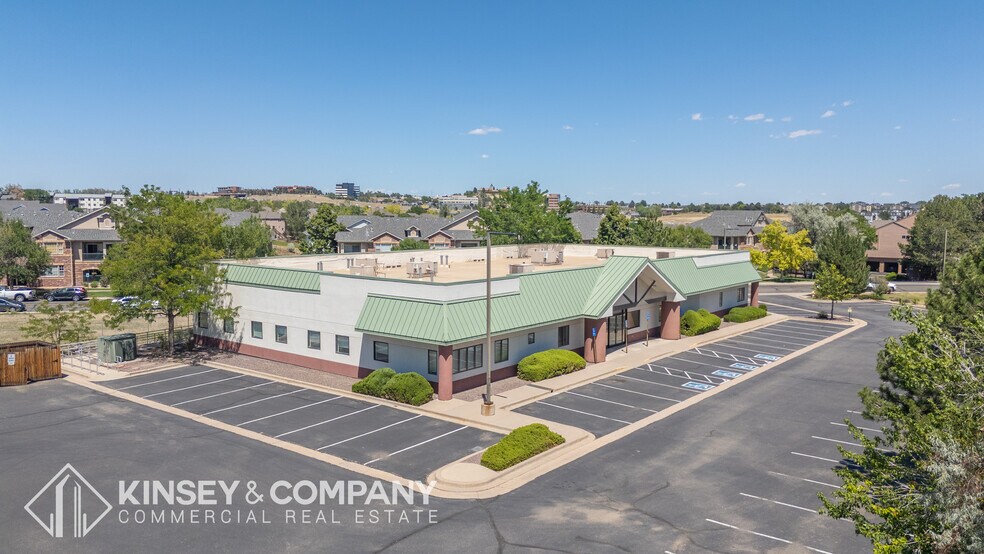 8889 Fox Dr, Thornton, CO à louer - Photo du bâtiment - Image 3 de 12