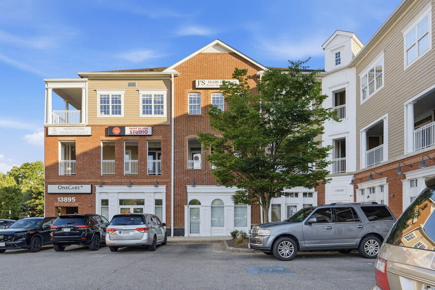 13895 Hedgewood Dr, Woodbridge, VA for sale - Building Photo - Image 2 of 58
