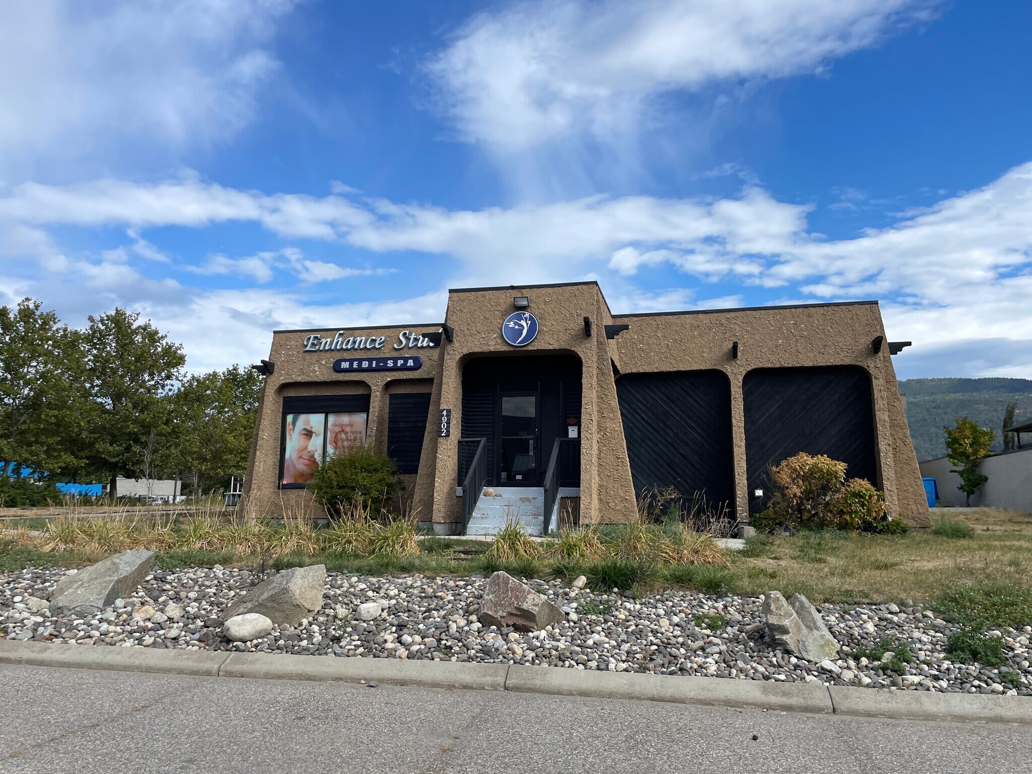 4902 24 St, Vernon, BC à vendre Photo principale- Image 1 de 1