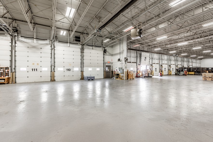 10345 Av Ryan, Dorval, QC for lease - Building Photo - Image 2 of 5