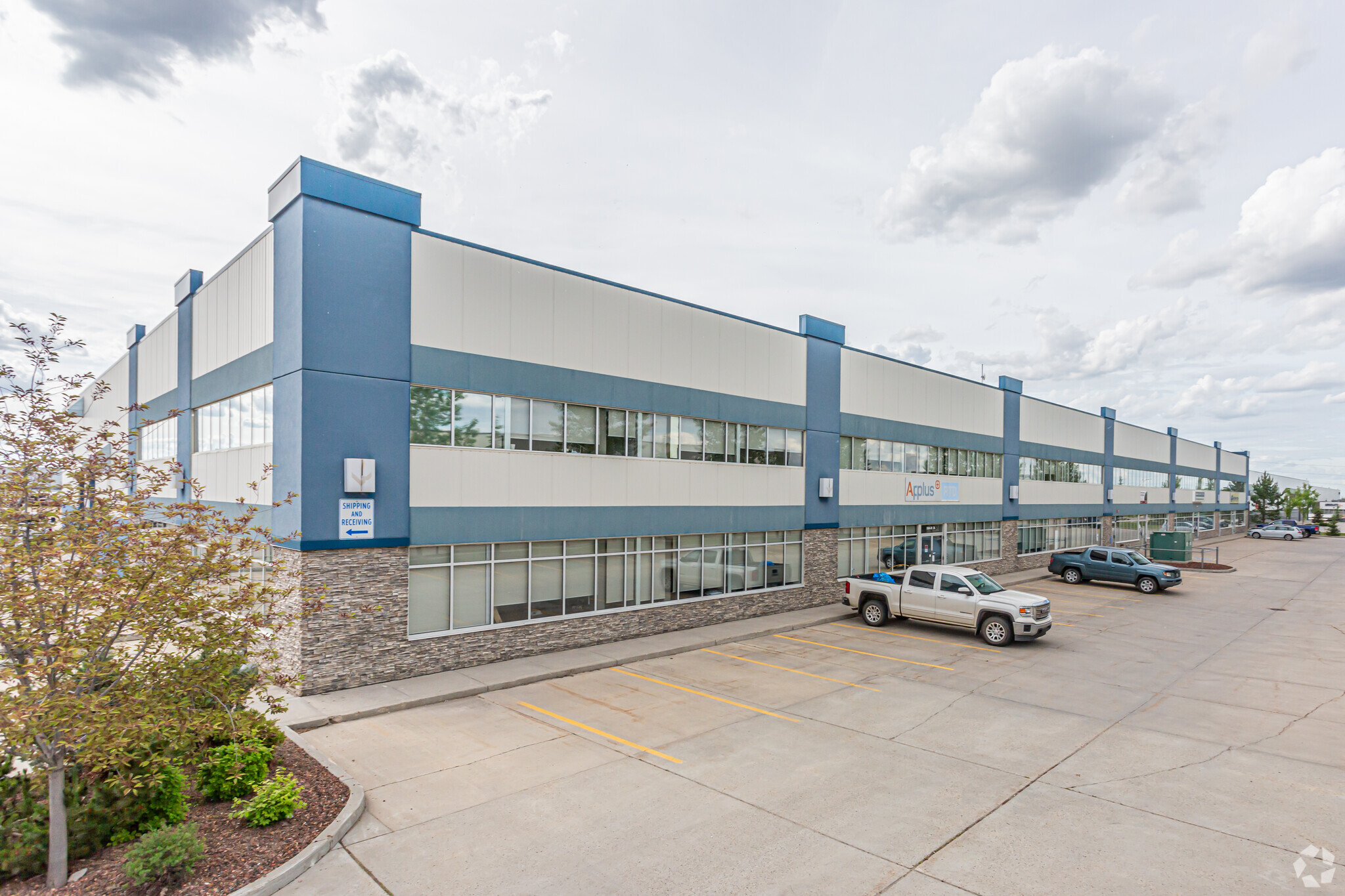 5504-5522 36 St NW, Edmonton, AB for lease Primary Photo- Image 1 of 5