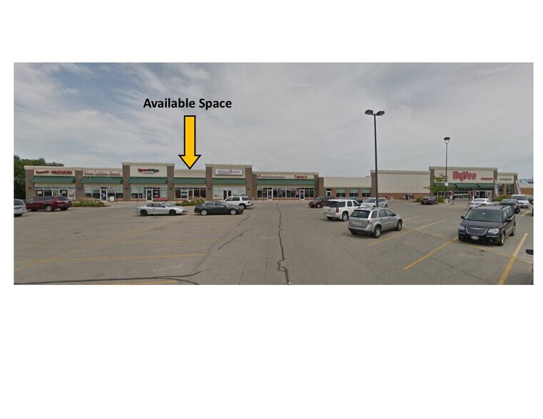 2682-2692 Dekalb Ave, Sycamore, IL for lease - Building Photo - Image 2 of 3