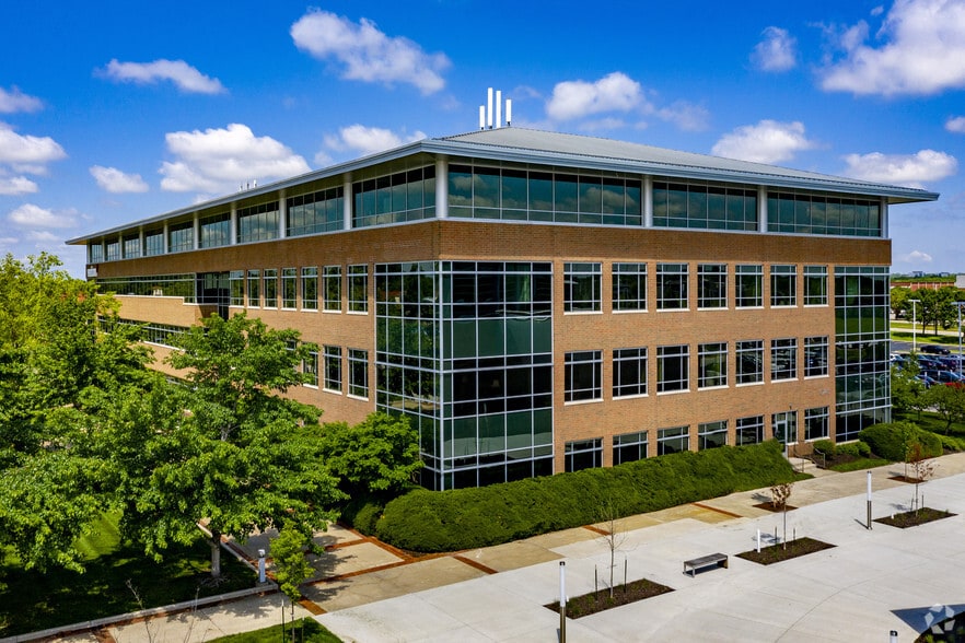 10740 Nall Ave, Overland Park, KS for lease - Building Photo - Image 2 of 10