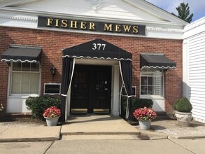 377 Fisher Rd, Grosse Pointe Farms, MI for lease Interior Photo- Image 2 of 2