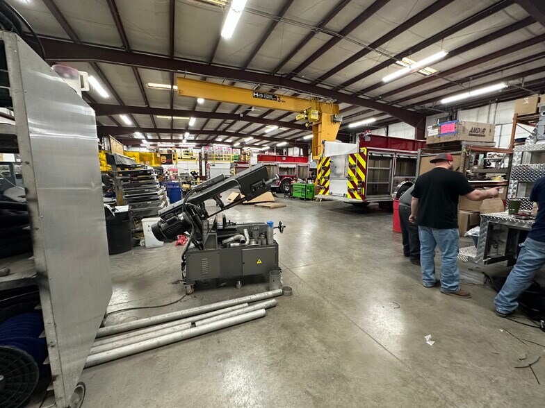 1701 W County Line Rd, Springfield, OH à louer - Photo du bâtiment - Image 3 de 26