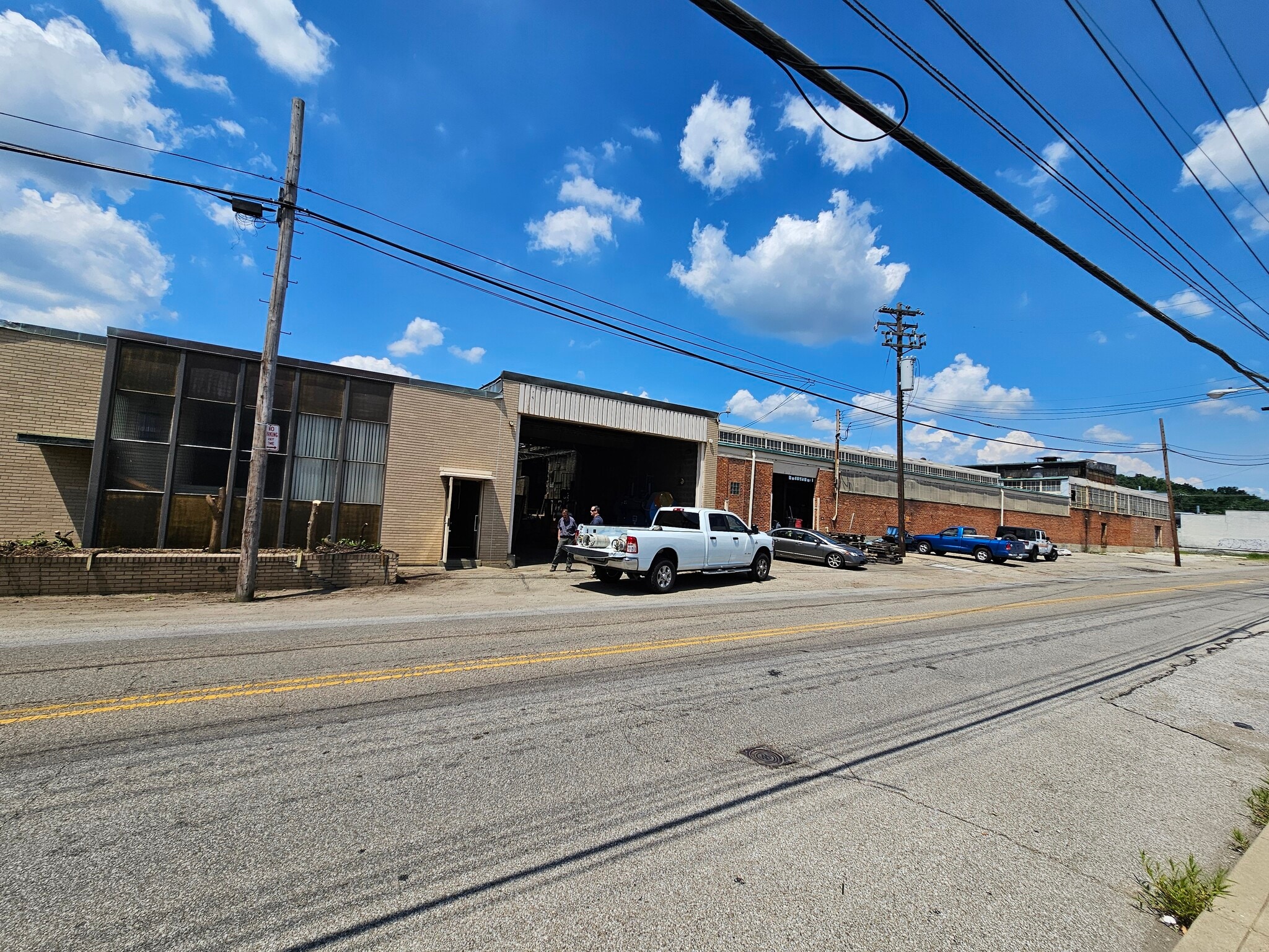 4445 Kings Run Dr, Cincinnati, OH for sale Building Photo- Image 1 of 11