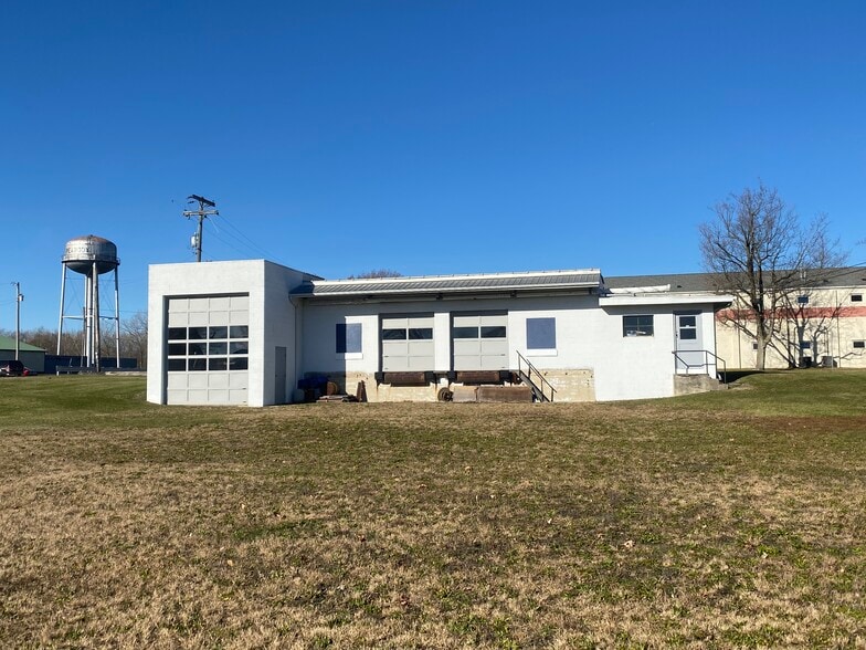 611 W 4th St, North Manchester, IN à vendre - Photo principale - Image 1 de 2