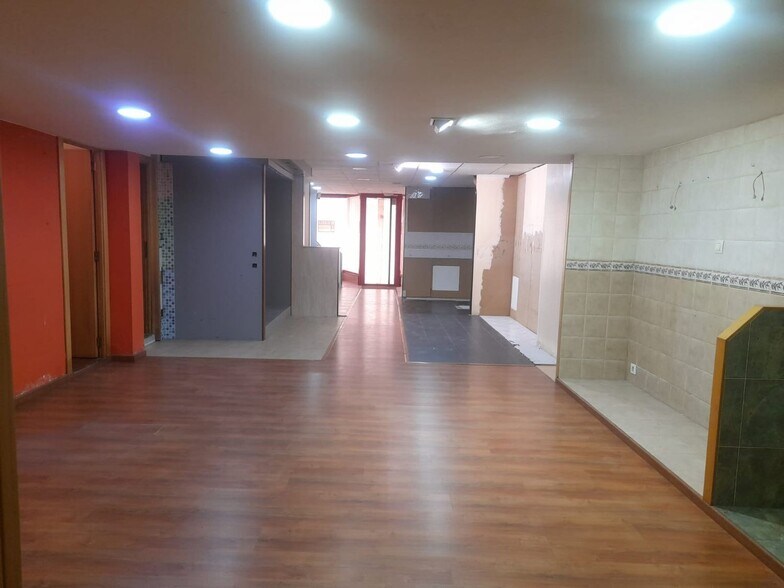 Rua Gramela, 13, A Coruña, La Coruna for sale - Interior Photo - Image 2 of 12