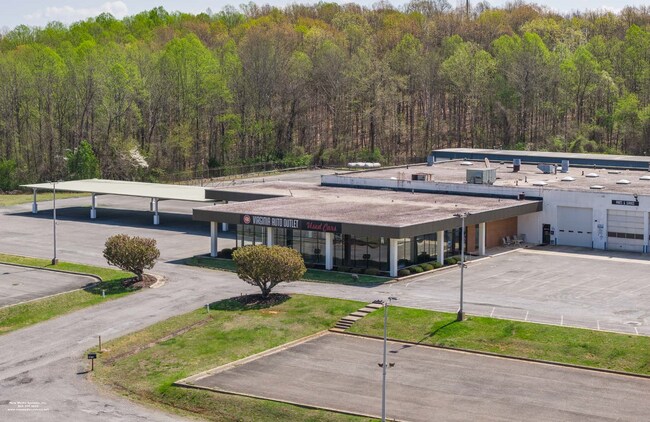 Plus de détails pour 1873 S Amherst Hwy, Amherst, VA - Commerce de détail à vendre