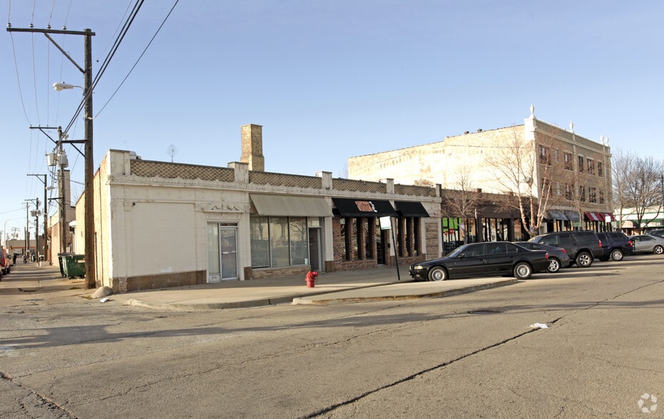 7151-7159 W Grand Ave, Chicago, IL for lease - Building Photo - Image 3 of 6