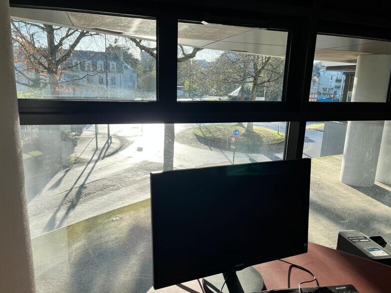 Office in Rennes for lease - Interior Photo - Image 3 of 3