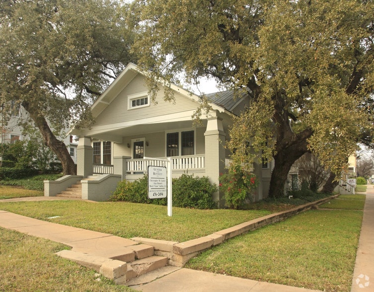 600 W 9th St, Austin, TX for lease - Building Photo - Image 2 of 6