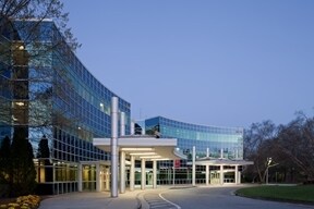 5900 Hillandale Dr, Lithonia, GA à louer - Photo du bâtiment - Image 2 de 9