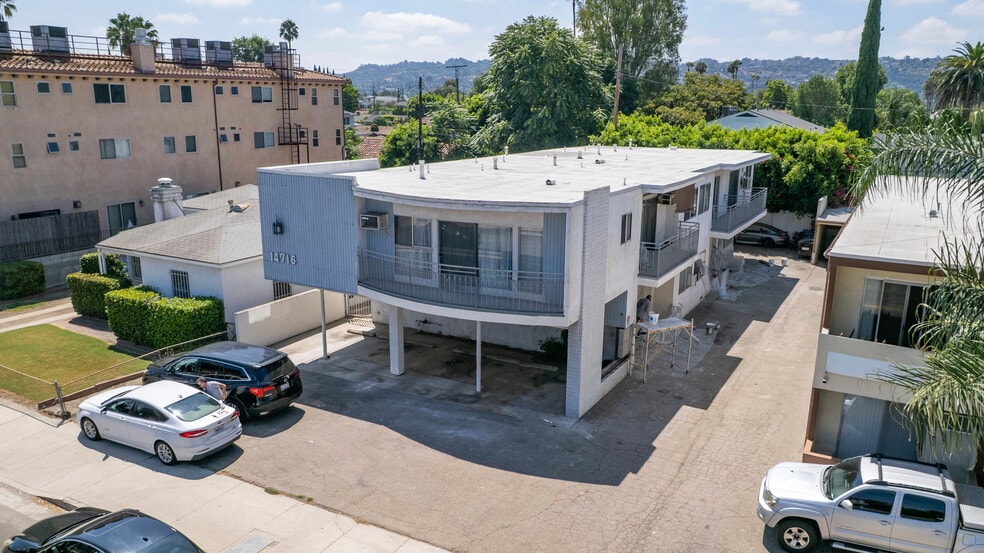 14716 Magnolia Blvd, Sherman Oaks, CA for sale - Building Photo - Image 3 of 31