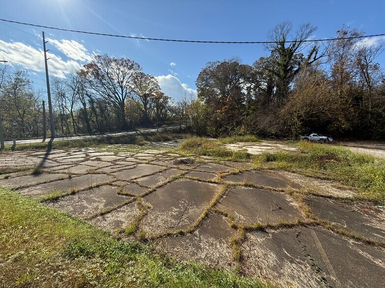 130 11th Street Pl SW, Hickory, NC à vendre - Photo du bâtiment - Image 2 de 4