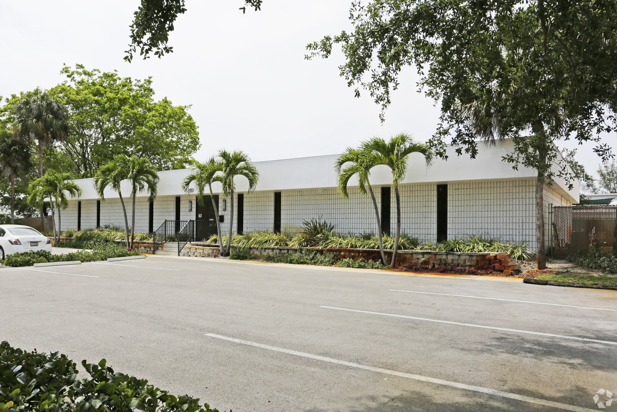 1951 J And C Blvd, Naples, FL à vendre Photo principale- Image 1 de 1