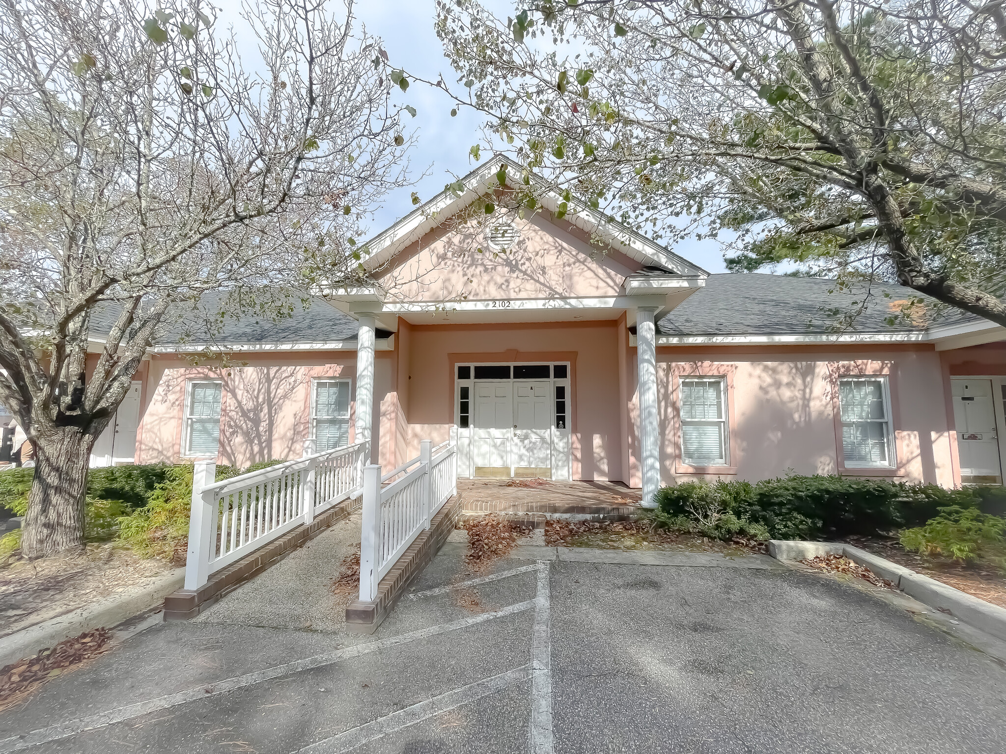 2102 Cromley Cir, Myrtle Beach, SC for lease Building Photo- Image 1 of 12